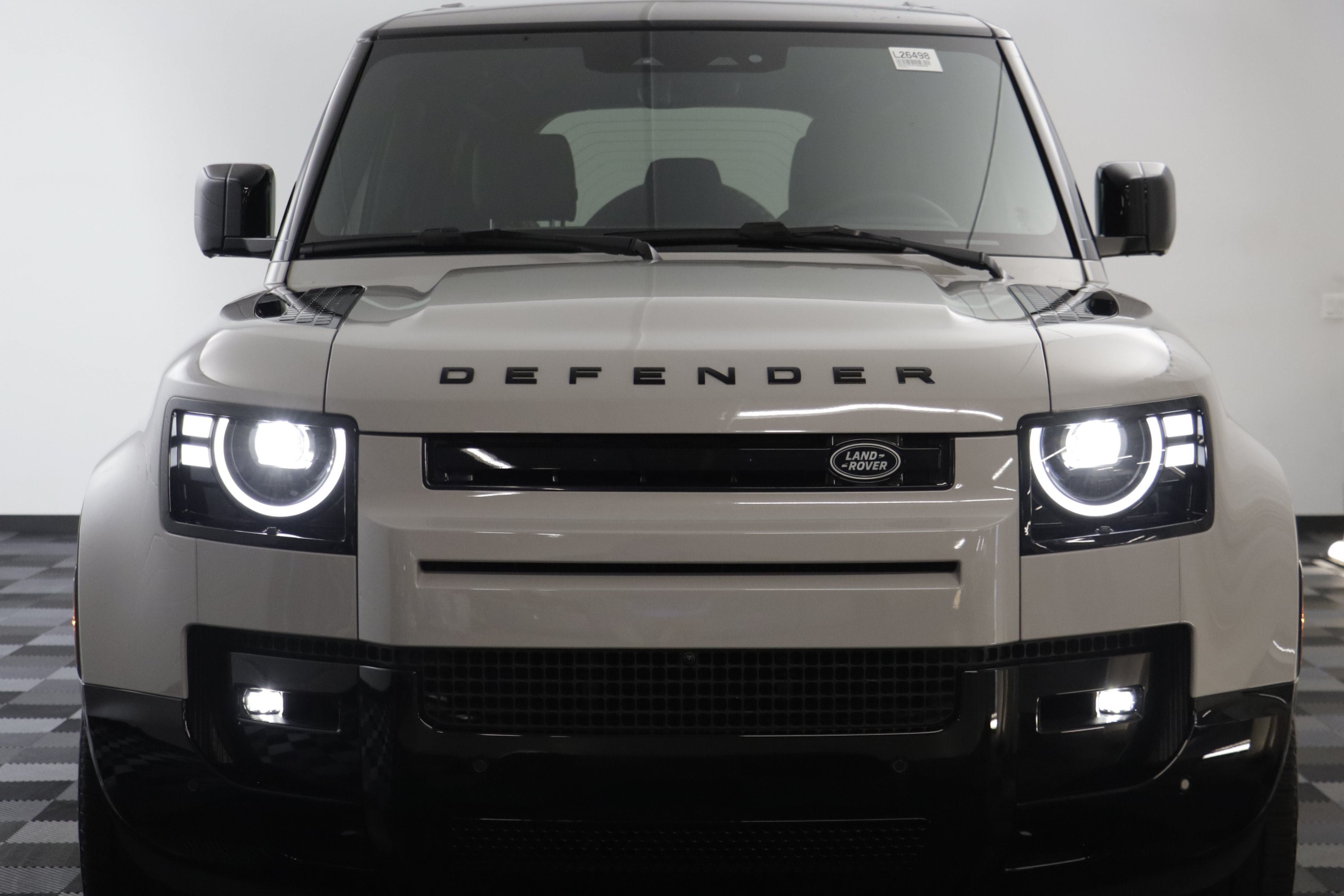 New 2026 Land Rover Defender 110 X-Dynamic SE AWD/4WD image 23