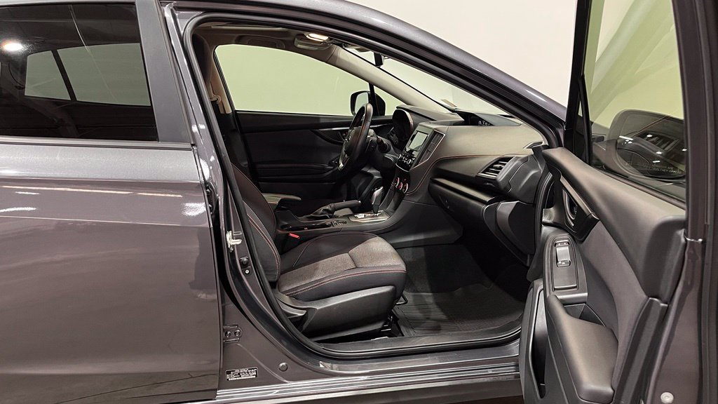 Used 2022 Subaru Crosstrek 2.0i Premium w/ Moonroof Package AWD/4WD image 14