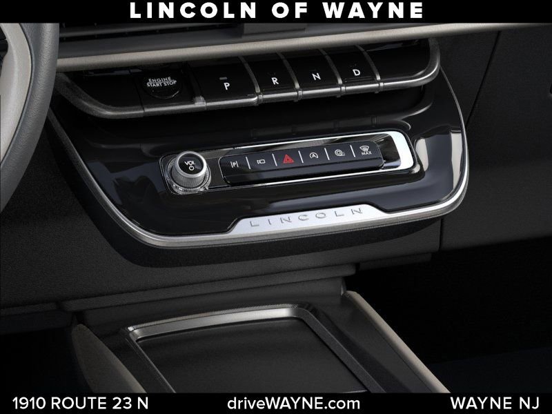 New 2026 Lincoln Corsair Premiere image 16