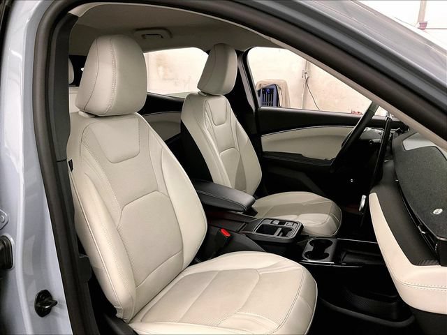 Used 2025 Ford Mustang Mach-E Premium RWD image 7