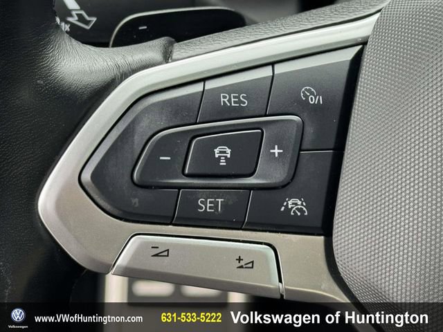 Certified 2025 Volkswagen Atlas Cross Sport SEL Premium R-Line image 19