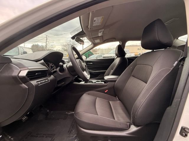 Used 2024 Nissan Altima 2.5 SV image 23