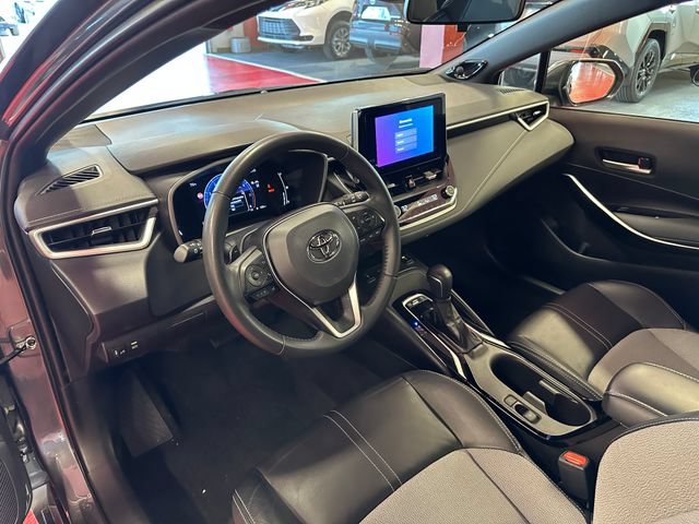 Certified 2025 Toyota Corolla XSE FWD image 11