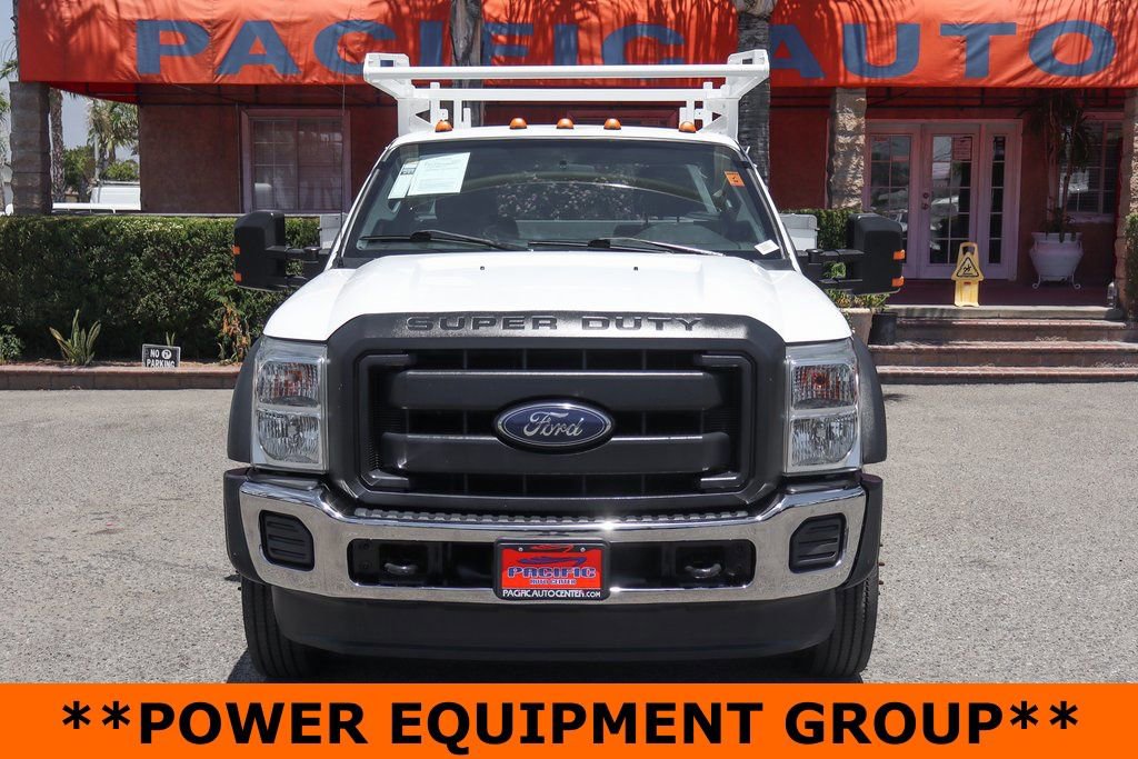 Used 2016 Ford F550 2WD Regular Cab Super Duty image 3