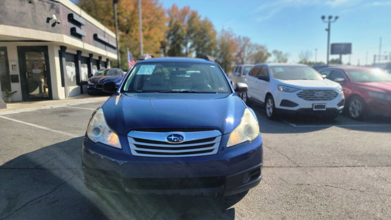 Used 2010 Subaru Outback 2.5i image 6