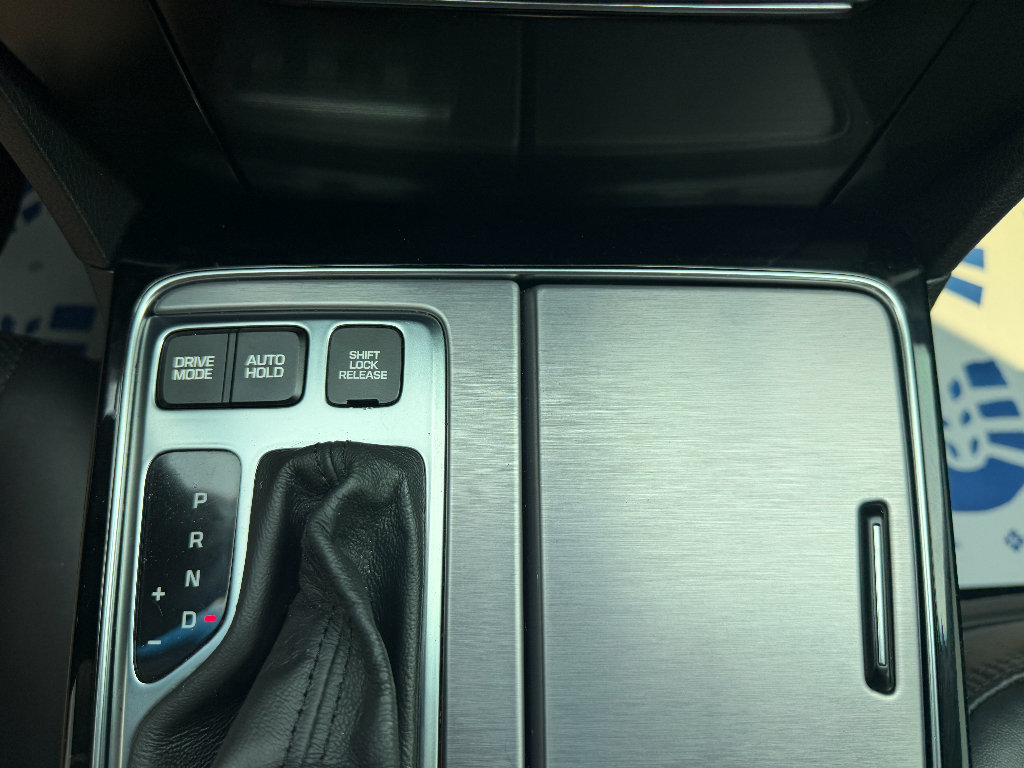 Used 2014 Hyundai Equus Signature RWD image 48