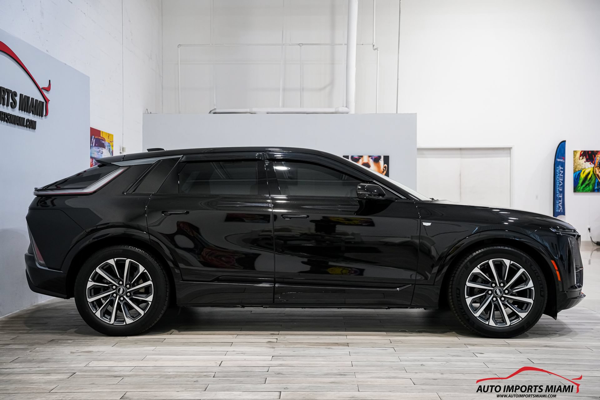 Used 2024 Cadillac Lyriq Sport RWD image 27
