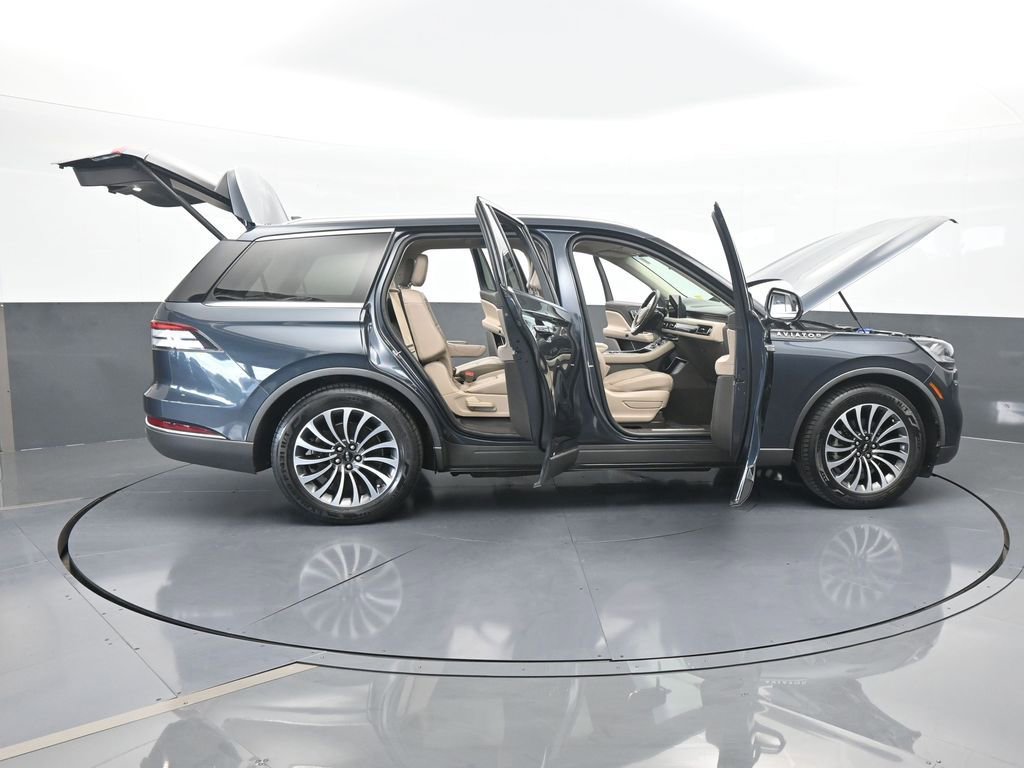 Used 2022 Lincoln Aviator Reserve w/ Elements Package Plus image 83