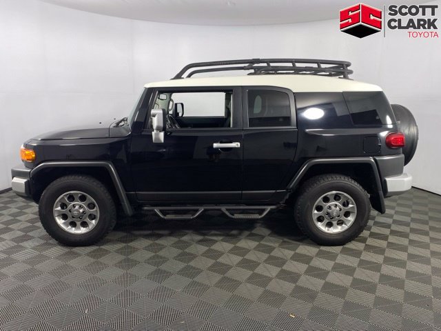 Used 2012 Toyota FJ Cruiser 4WD w/ Upgrade Pkg image 5