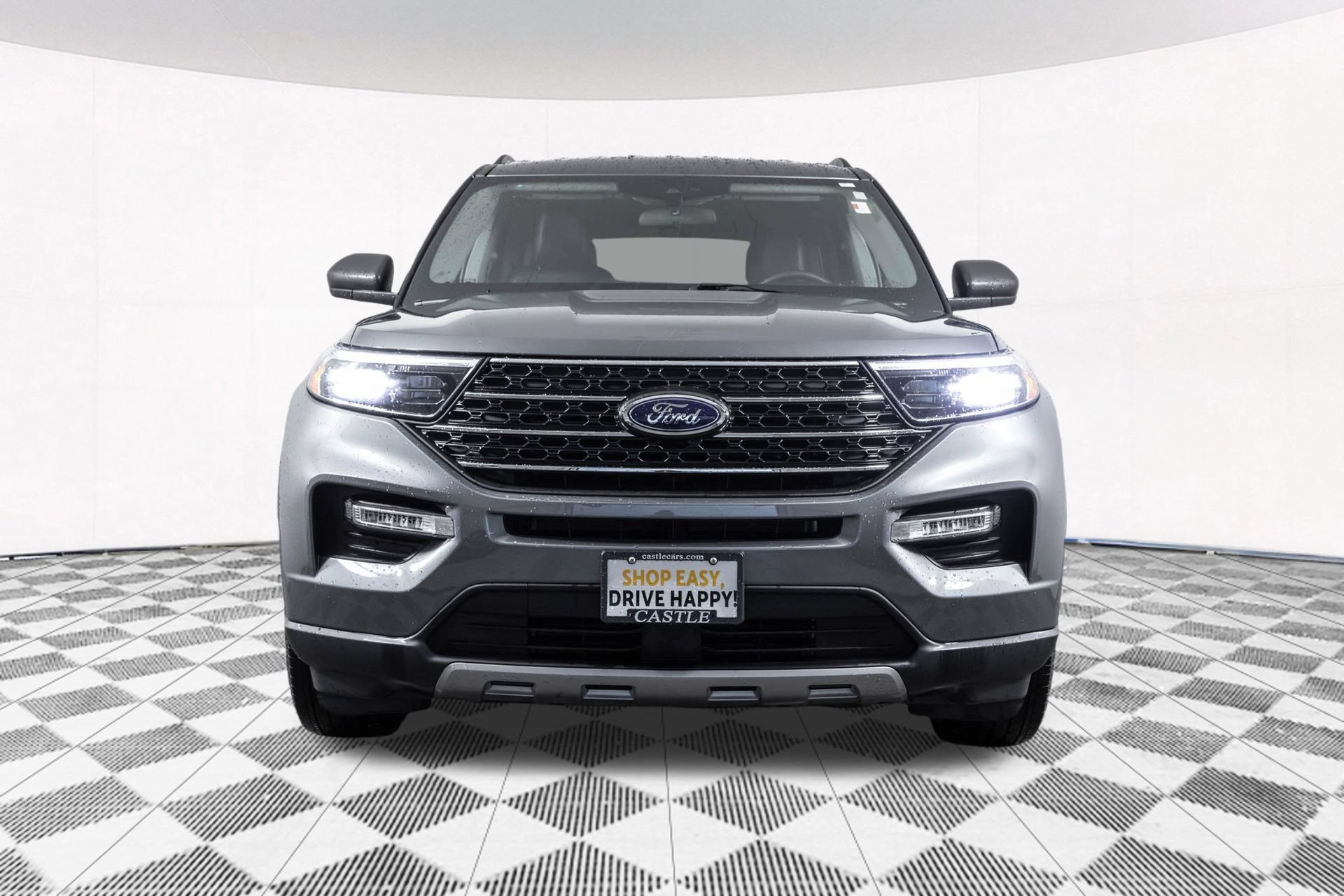 Used 2023 Ford Explorer XLT w/ Equipment Group 202A AWD/4WD image 11