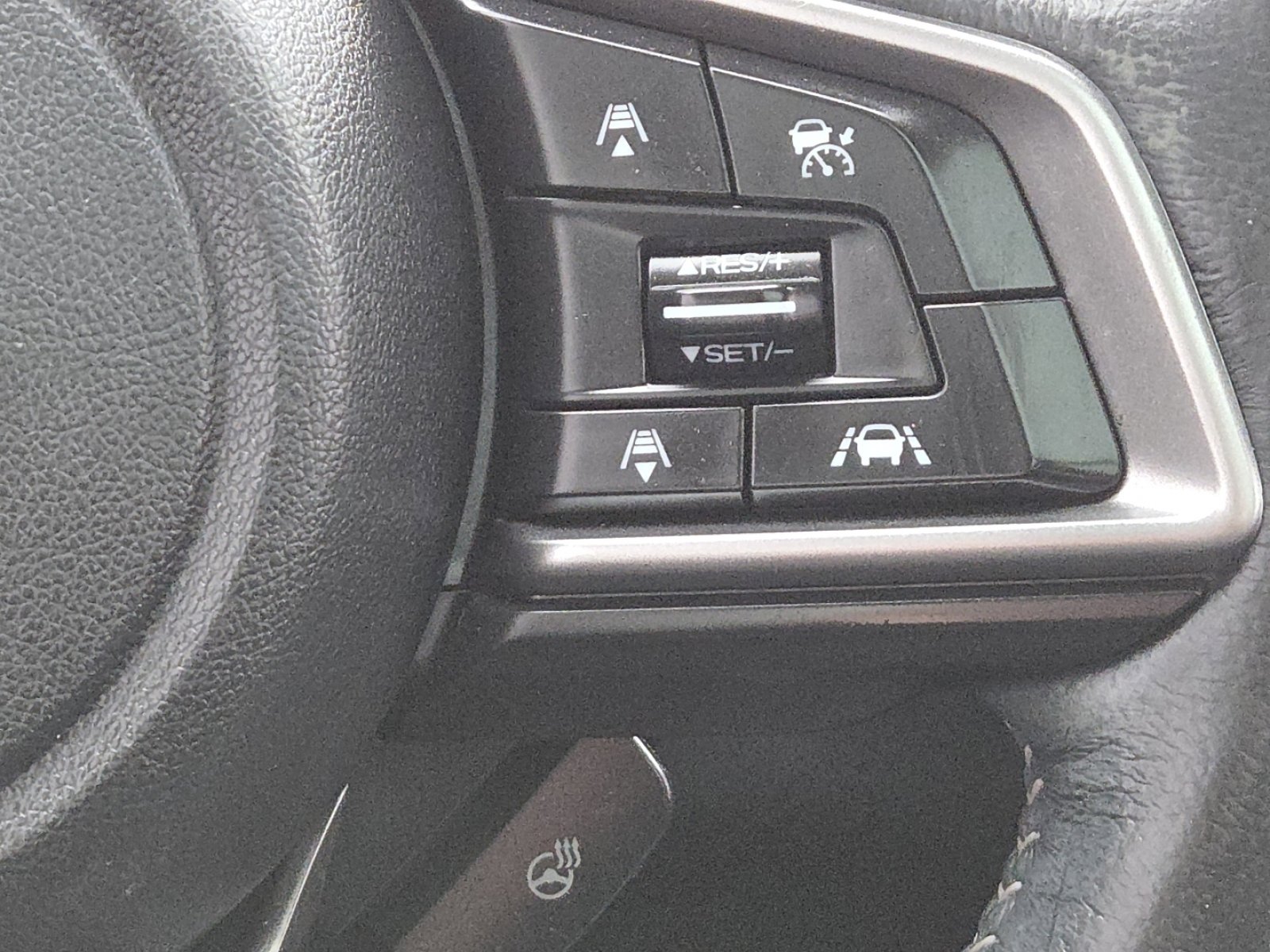 Used 2020 Subaru Ascent Limited w/ Technology Package image 30