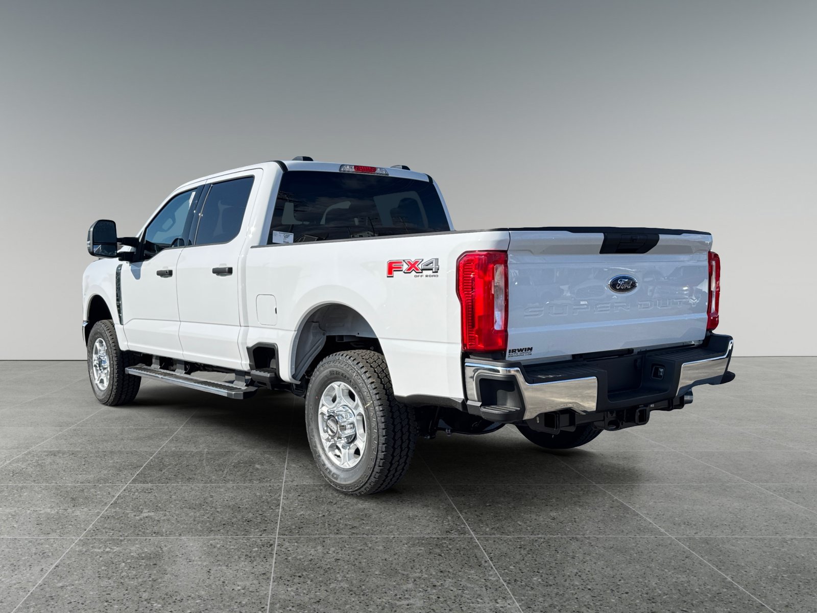 New 2026 Ford F250 XLT w/ FX4 Off-Road Package AWD/4WD image 4