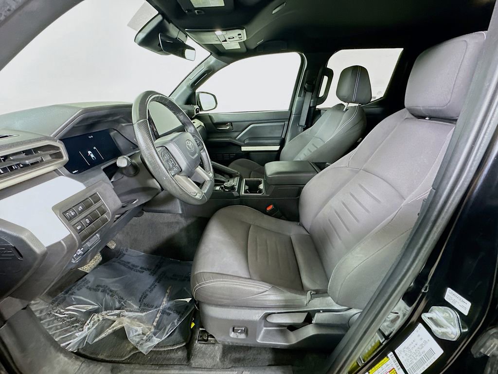 Used 2024 Toyota Tacoma TRD Off-Road image 15