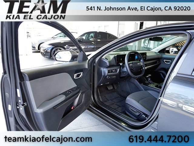 Certified 2025 Kia K4 FWD image 37