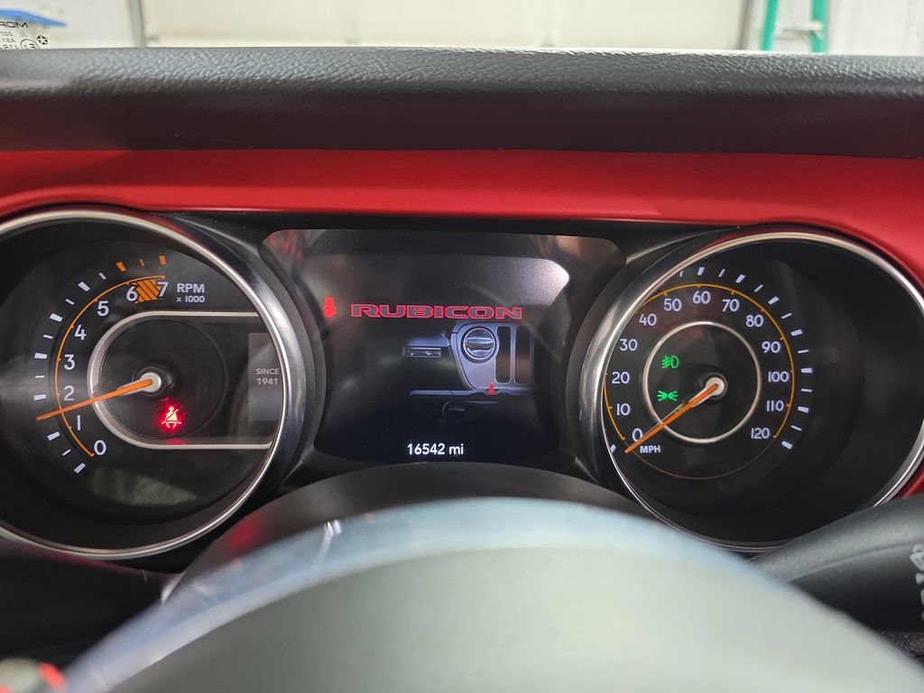 Used 2023 Jeep Wrangler Unlimited Rubicon w/ Xtreme Recon 35" Tire Package image 18