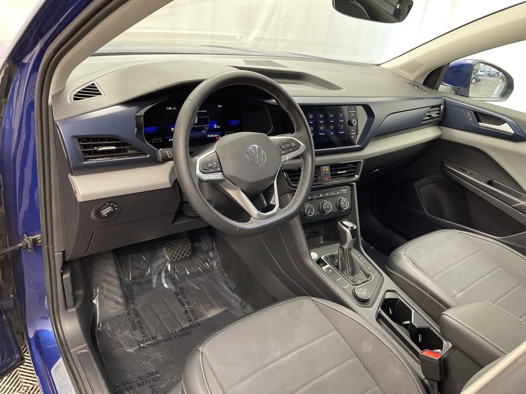 Used 2022 Volkswagen Taos SE image 18