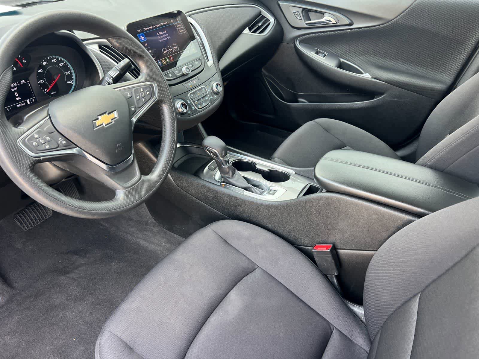 Used 2024 Chevrolet Malibu LT FWD image 12