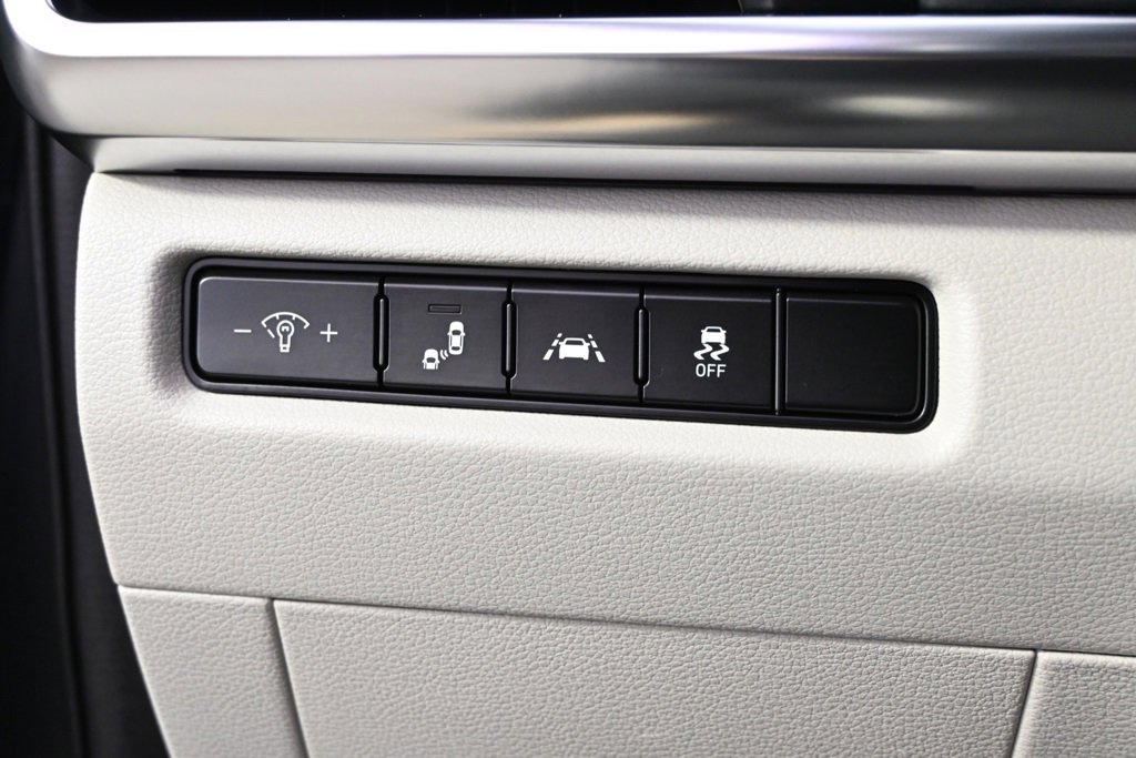 Used 2022 Kia Telluride S image 25