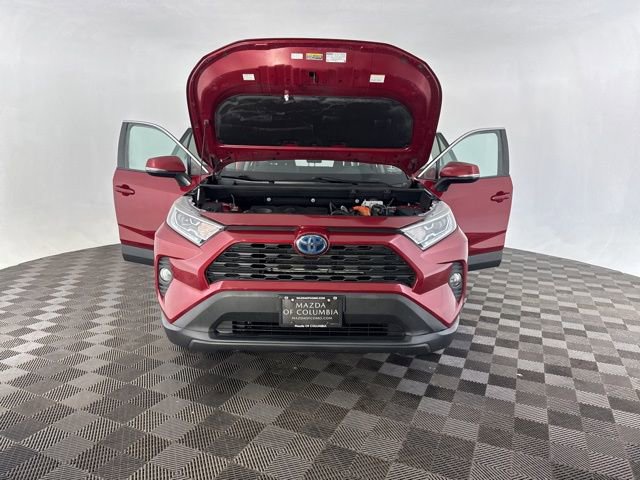Used 2019 Toyota RAV4 XLE image 10