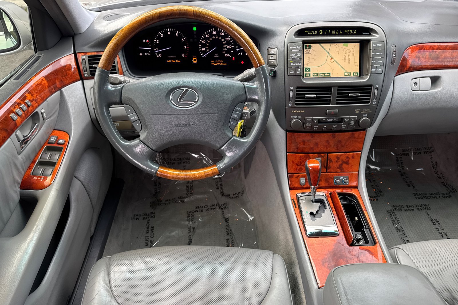 Used 2005 Lexus LS 430 w/ Modern Luxury Pkg RWD image 14