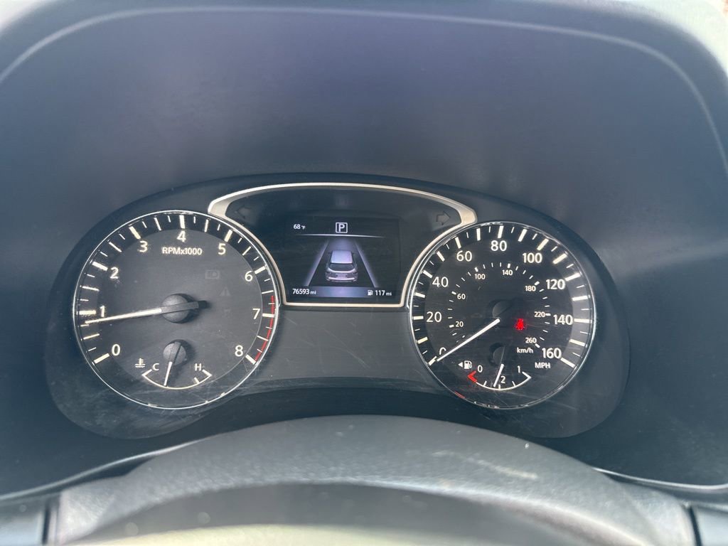 Used 2017 Nissan Pathfinder S image 14