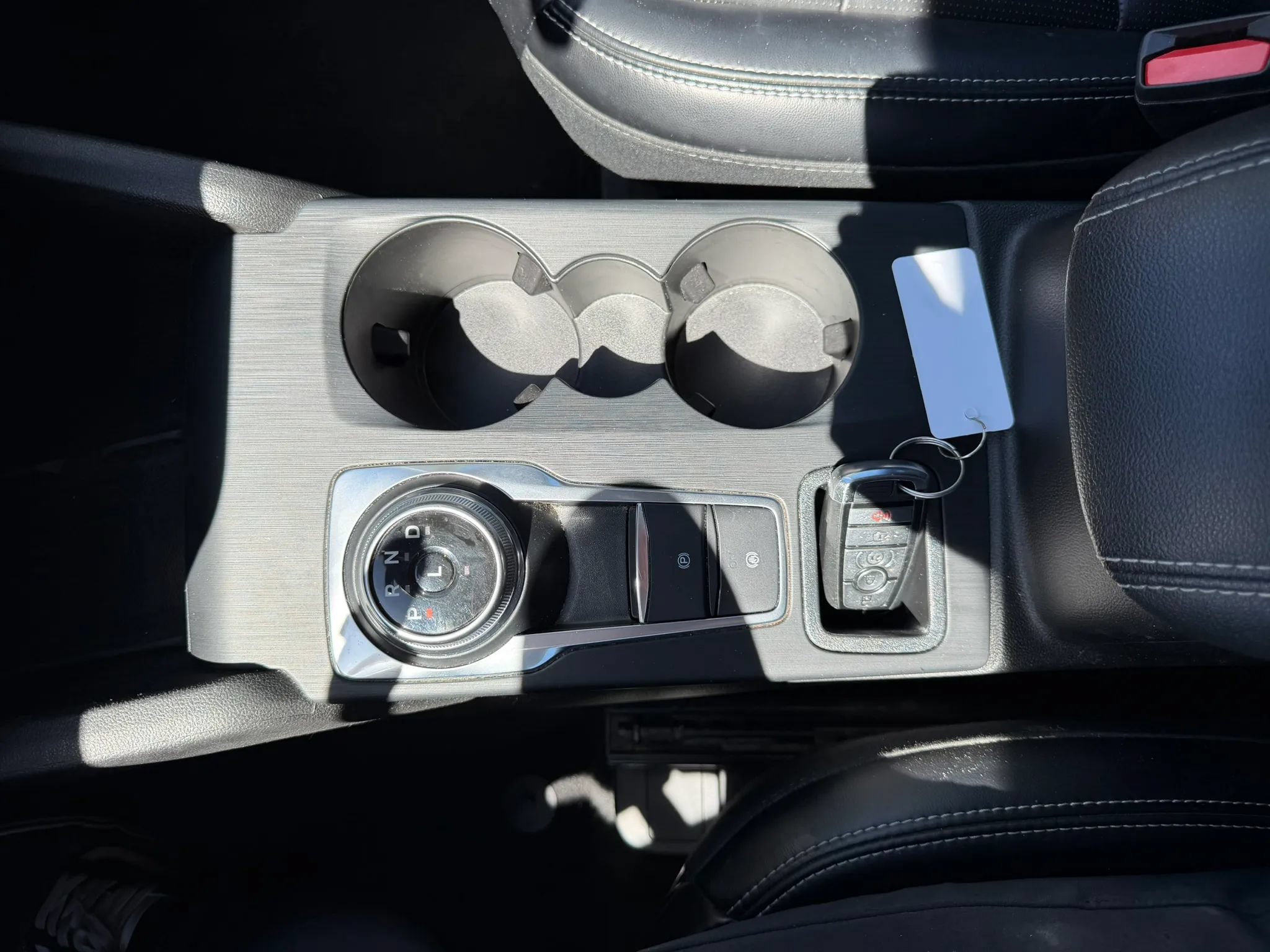 Used 2024 Ford Escape Platinum AWD/4WD image 20