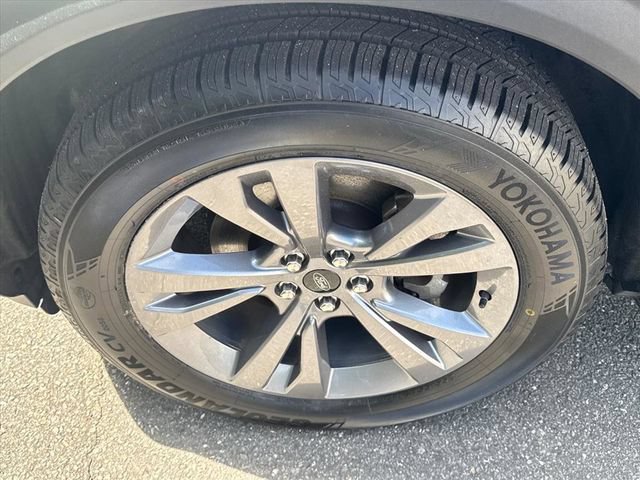 Used 2022 Ford Explorer XLT w/ Equipment Group 202A AWD/4WD image 10
