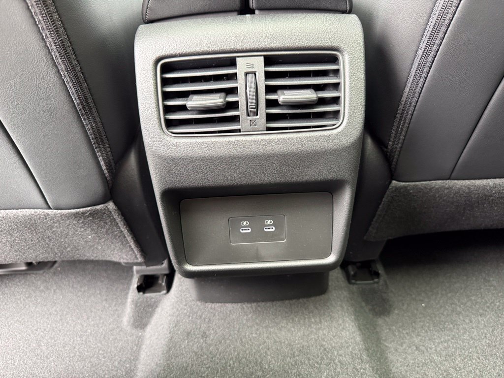New 2026 Nissan Rogue Platinum AWD/4WD image 16