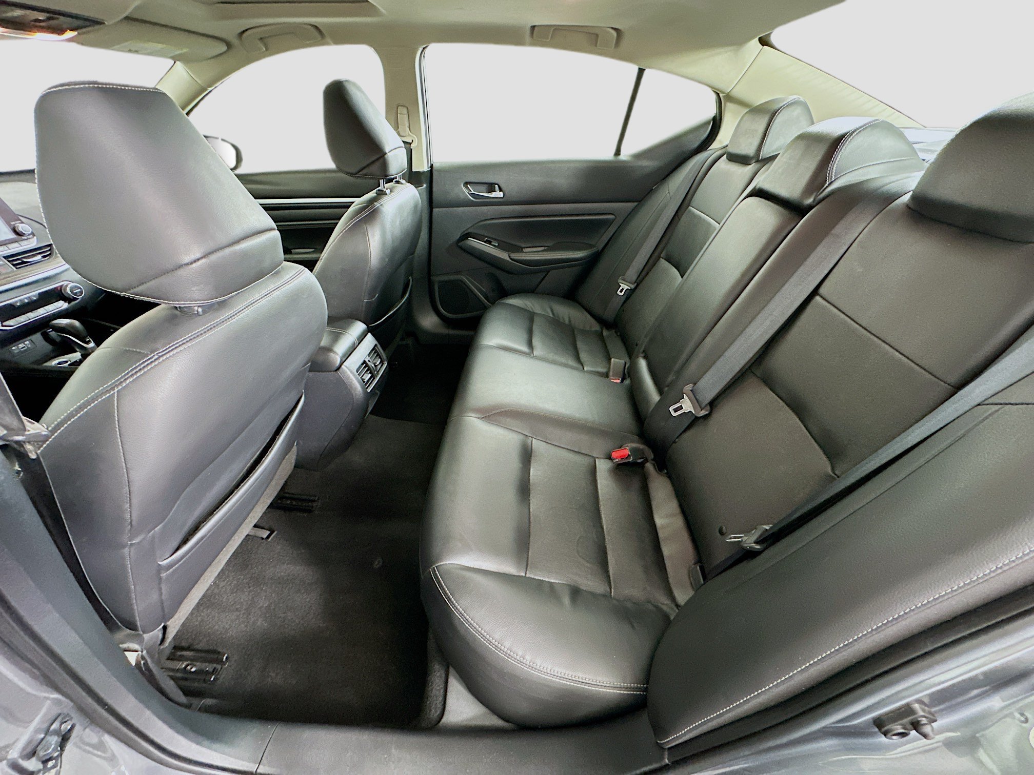 Used 2020 Nissan Altima 2.5 SL FWD image 28