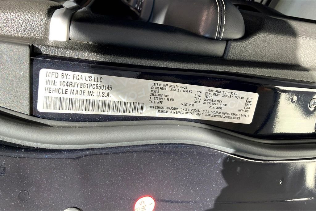 Used 2023 Jeep Grand Cherokee 4WD 4xe image 14