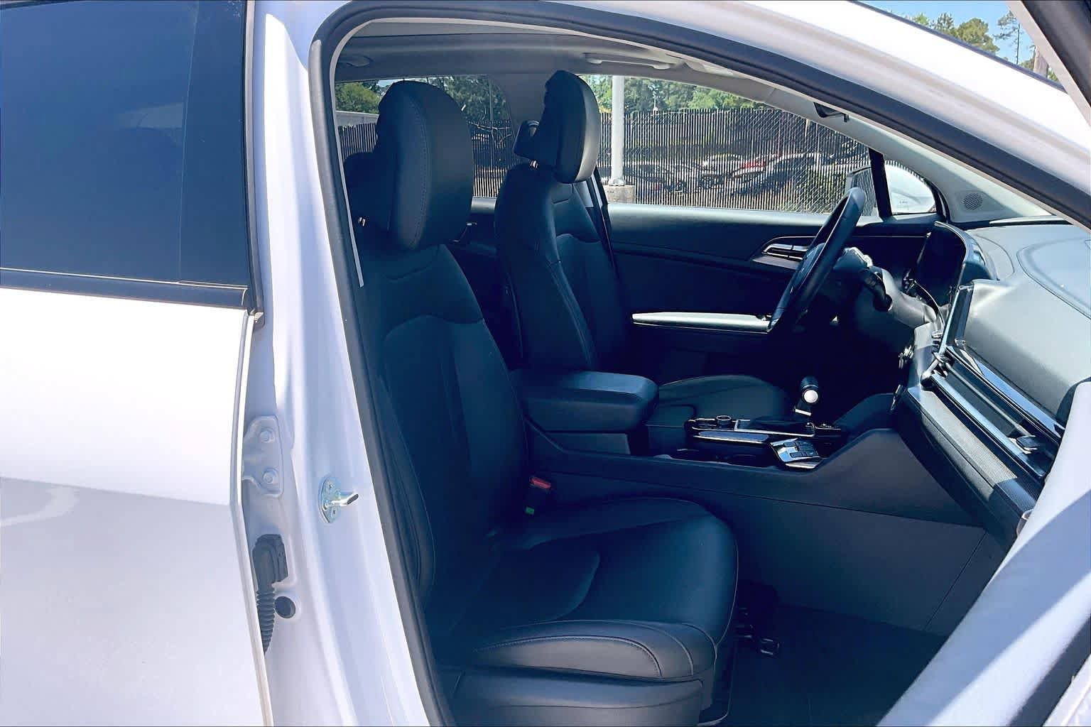 Used 2024 Kia Sportage SX FWD image 9