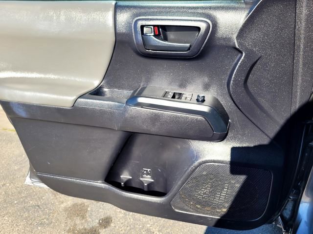 Used 2020 Toyota Tacoma SR image 16