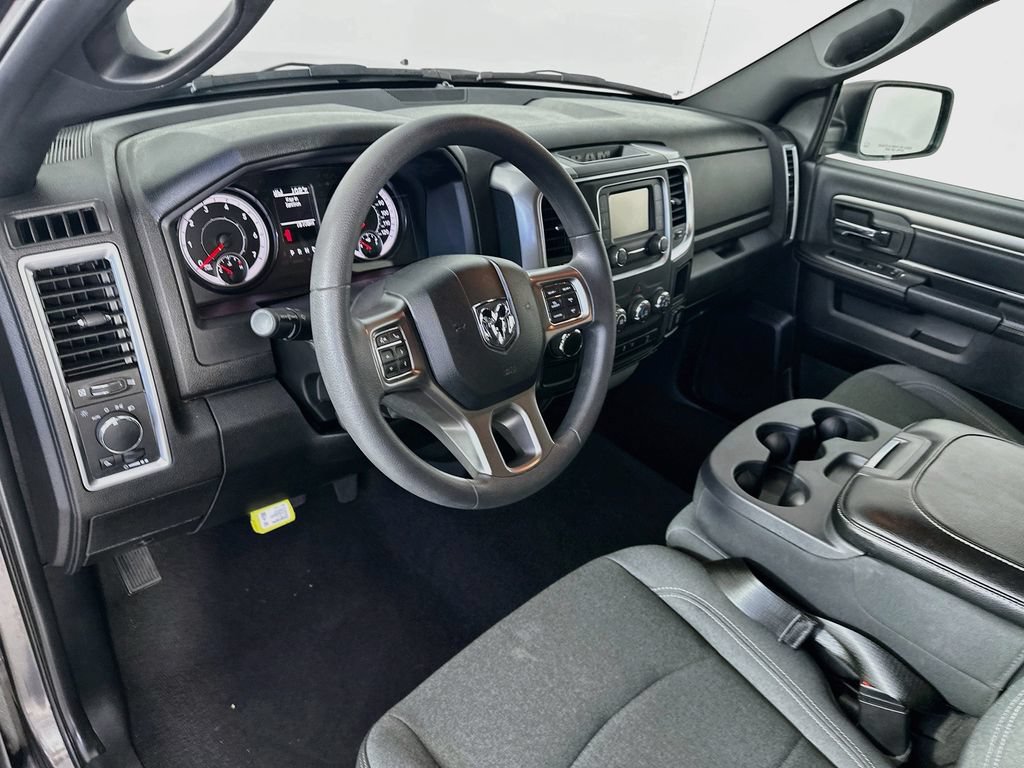 Used 2024 RAM 1500 Warlock RWD image 29