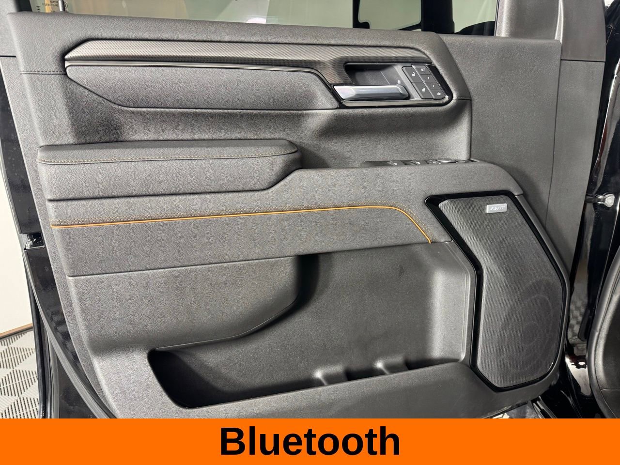 Used 2025 GMC Sierra 2500 AT4 w/ AT4 Premium Plus Package image 11