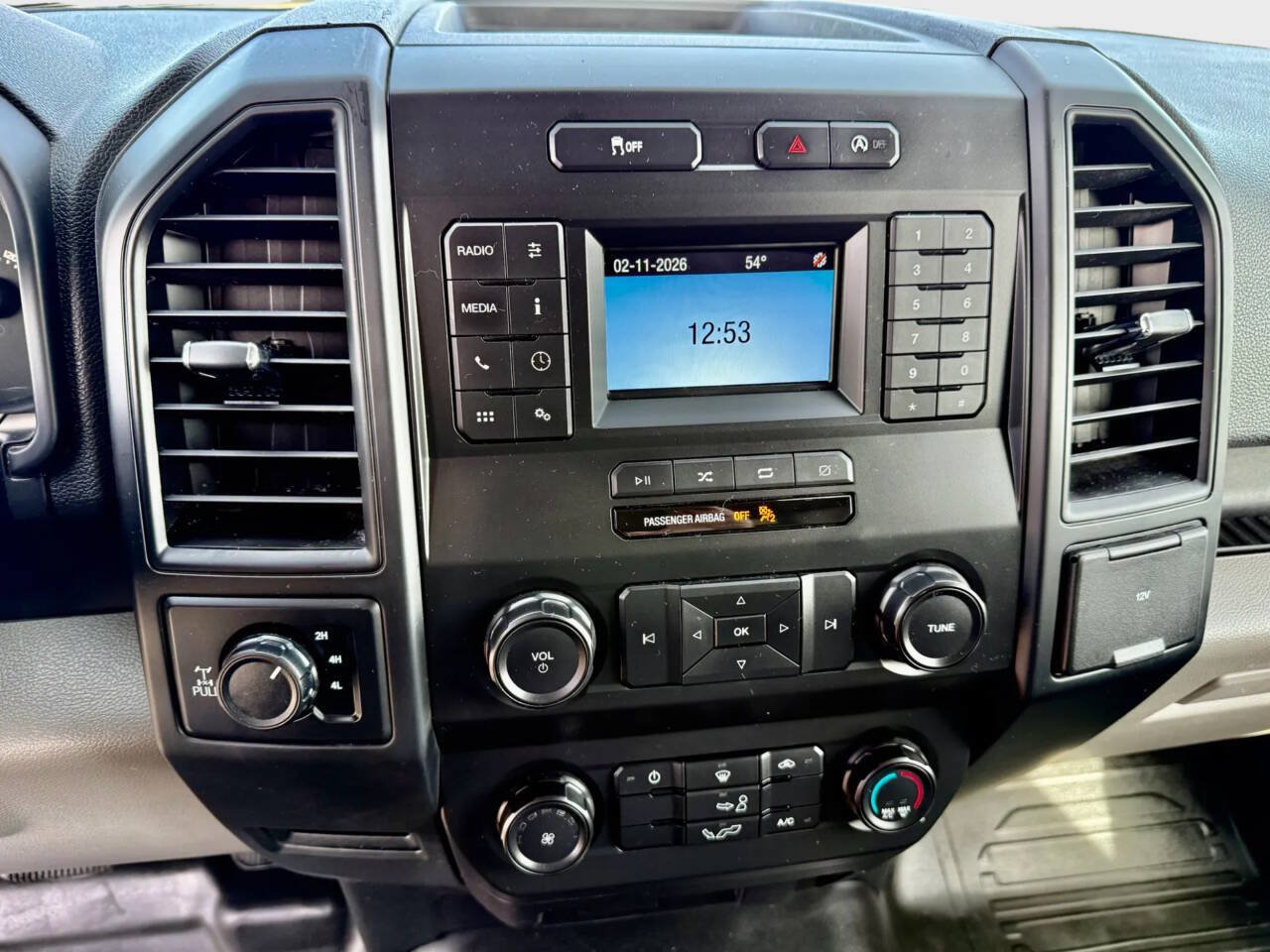 Used 2020 Ford F150 XL w/ Equipment Group 101A Mid AWD/4WD image 13
