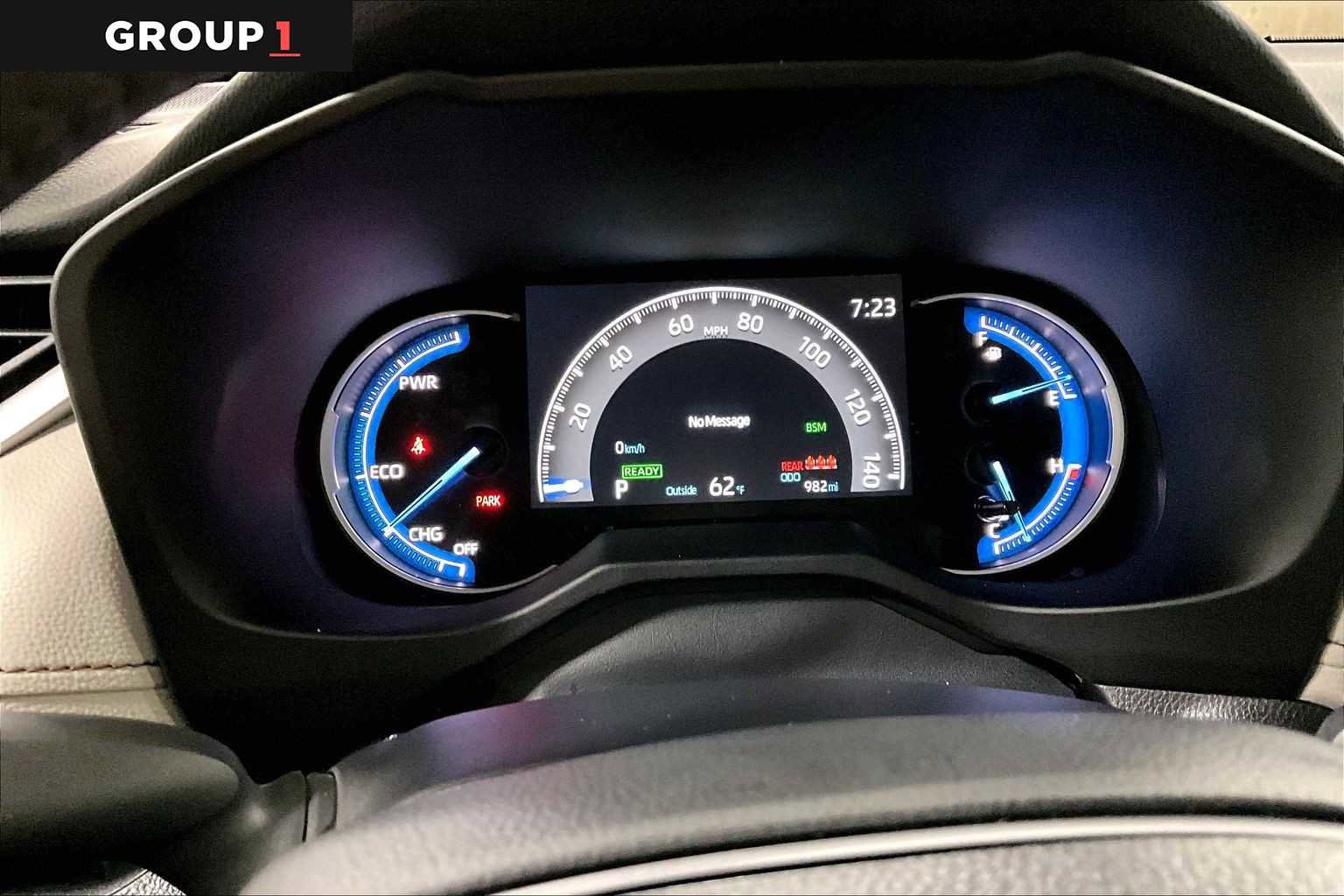 Used 2025 Toyota RAV4 XLE image 25