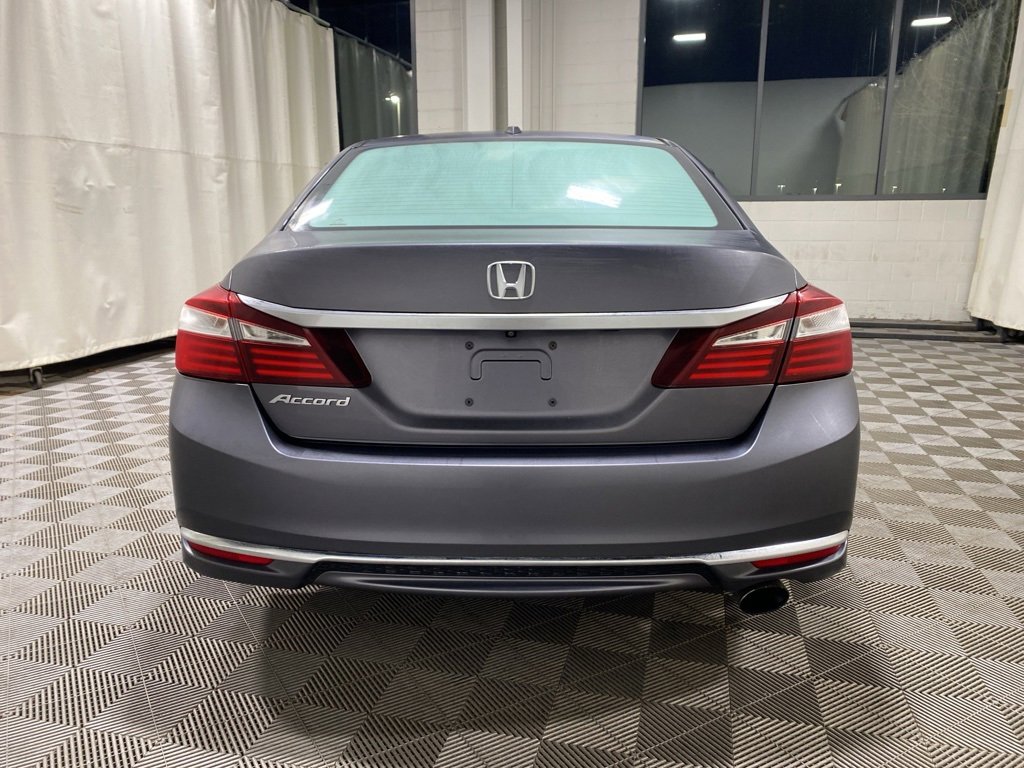 Used 2016 Honda Accord EX image 6