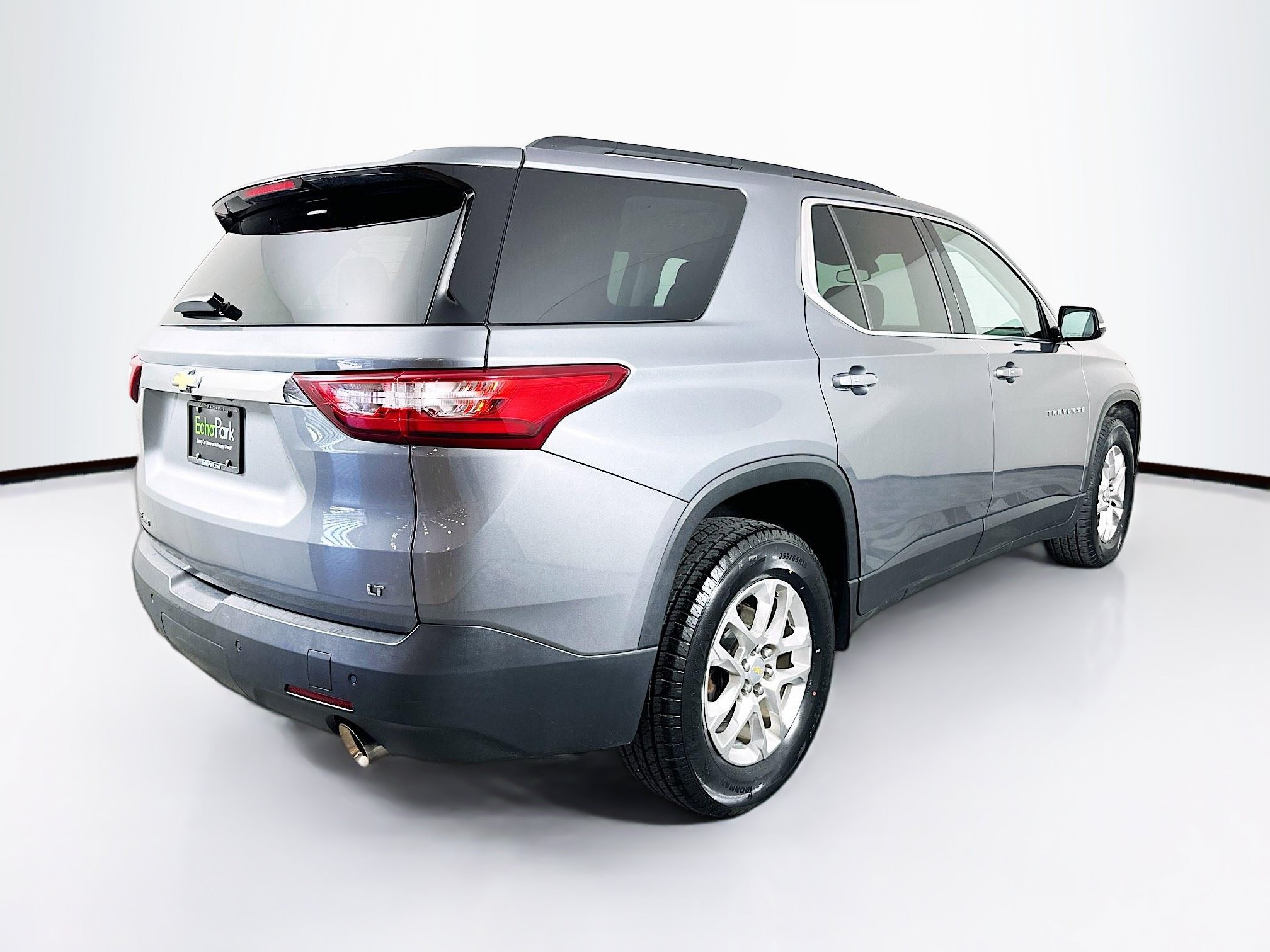 Used 2019 Chevrolet Traverse LT w/ LPO, Floor Liner Package AWD/4WD image 9