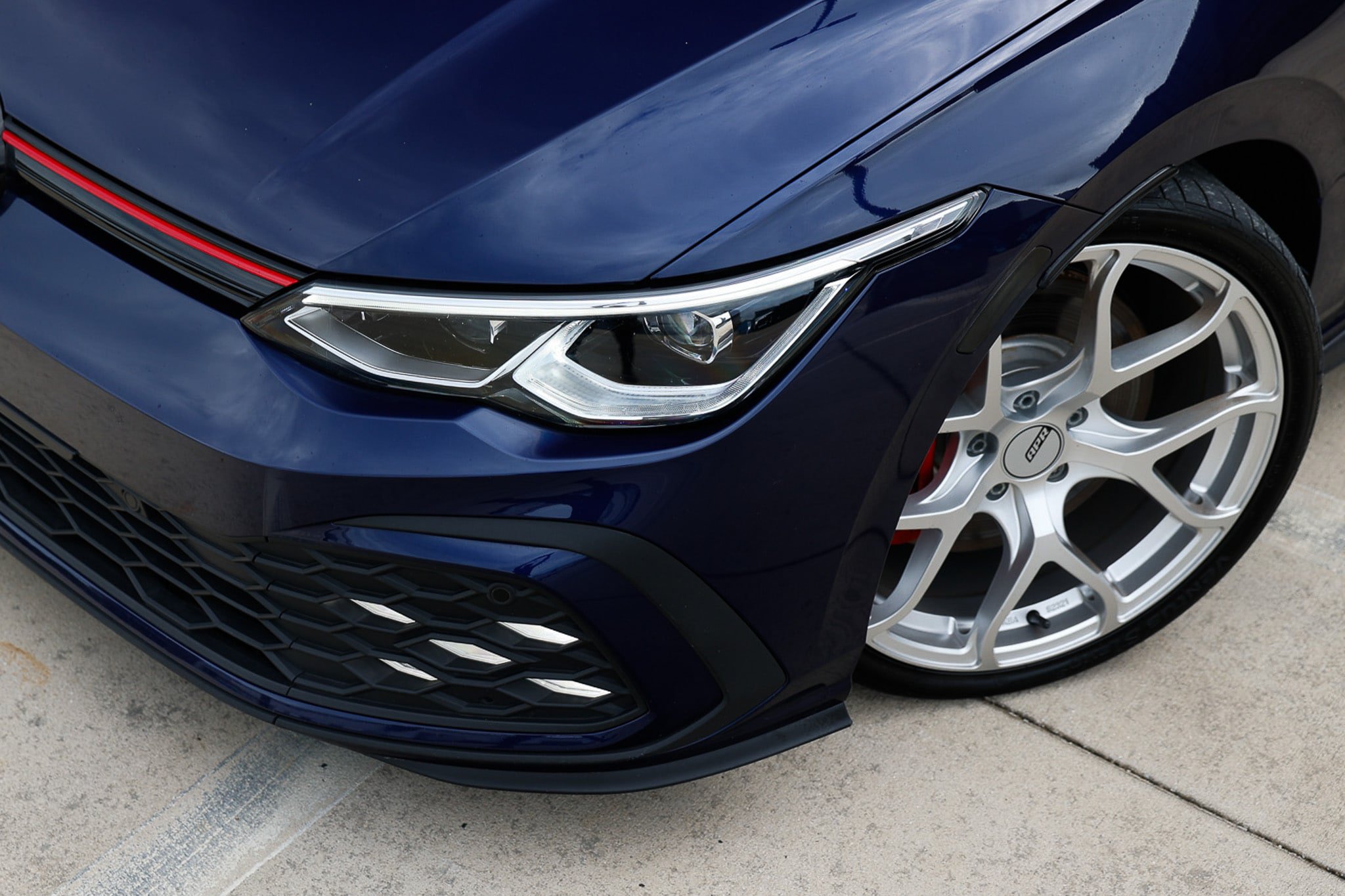 Used 2024 Volkswagen GTI S FWD image 40