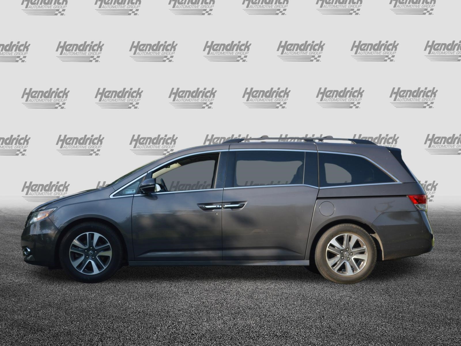 Used 2016 Honda Odyssey Touring Elite image 8