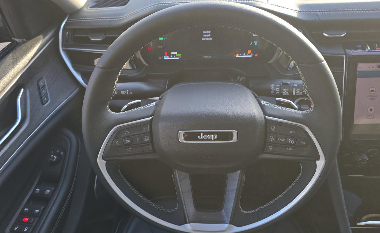 Used 2022 Jeep Grand Cherokee Limited 4xe AWD/4WD image 8