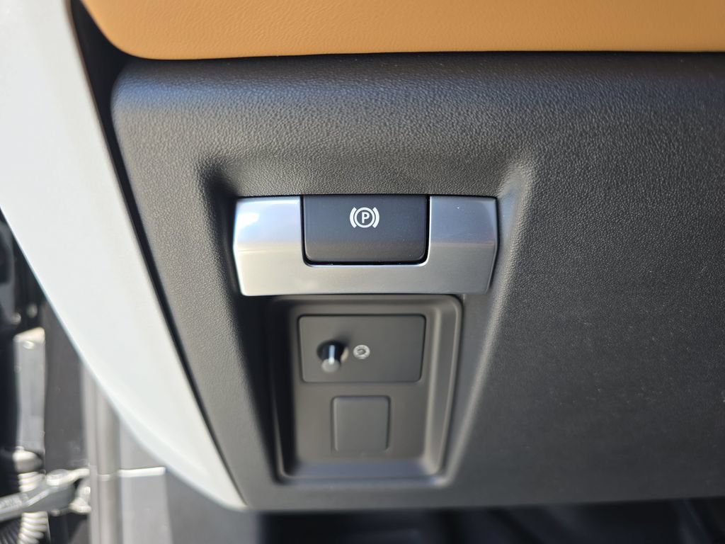 New 2026 Land Rover Defender 110 S AWD/4WD image 26