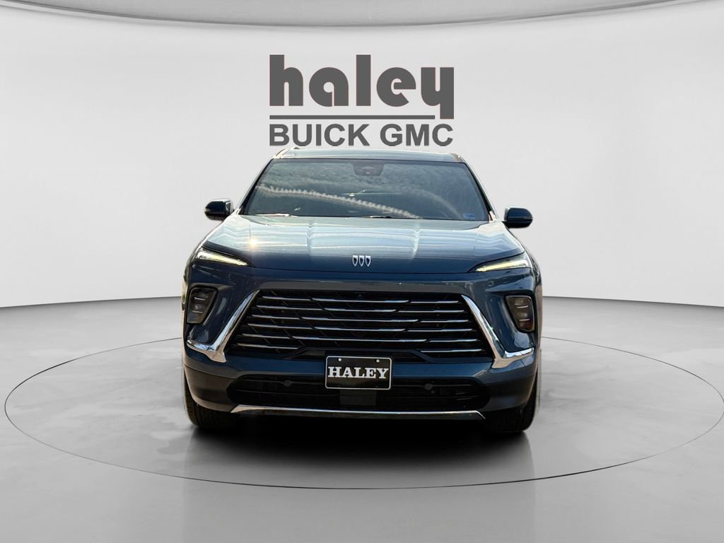 Used 2025 Buick Enclave Preferred image 8