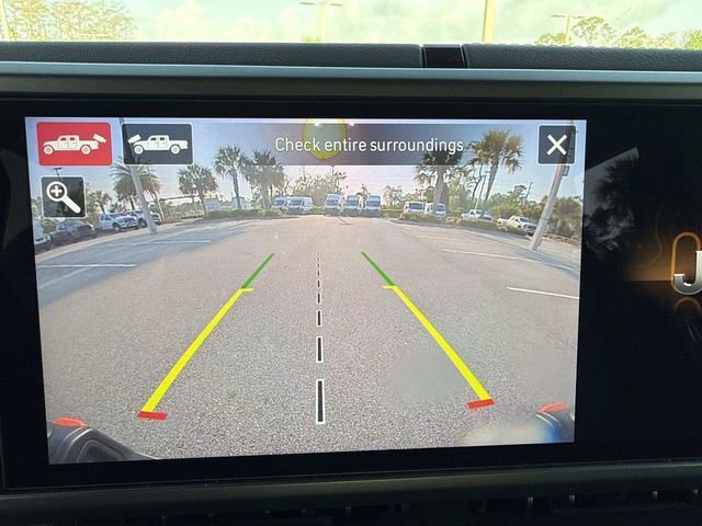 Used 2024 Jeep Gladiator Mojave image 25