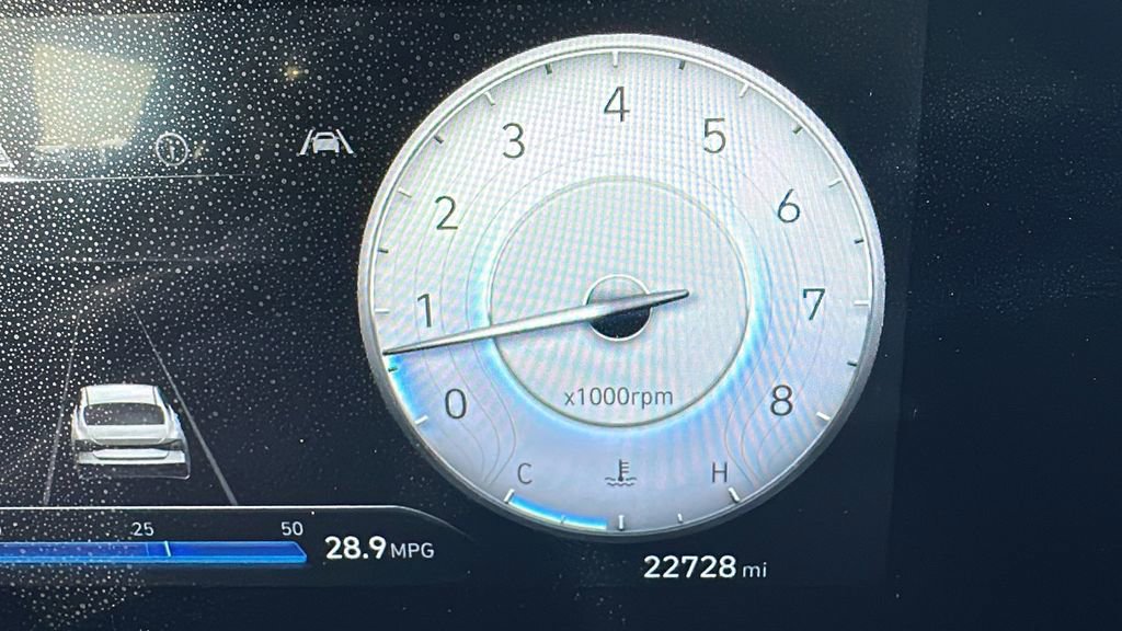 Certified 2024 Hyundai Elantra SEL w/ Convenience Package image 17