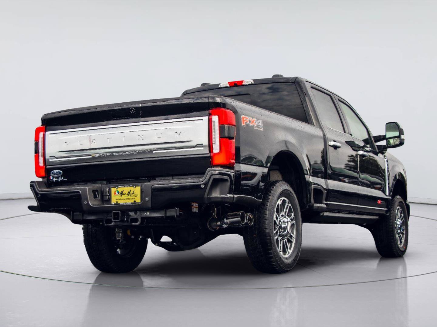 Certified 2026 Ford F350 Platinum w/ Platinum Plus Package AWD/4WD image 5