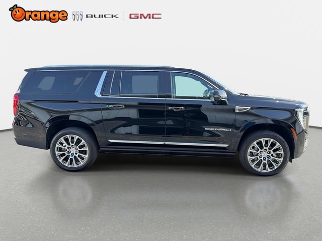 New 2026 GMC Yukon XL Denali w/ Denali Reserve Package AWD/4WD image 2