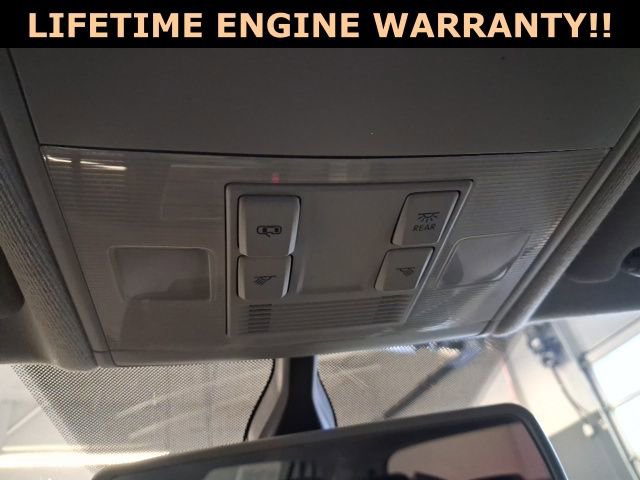 Used 2019 Volkswagen Tiguan SE image 17