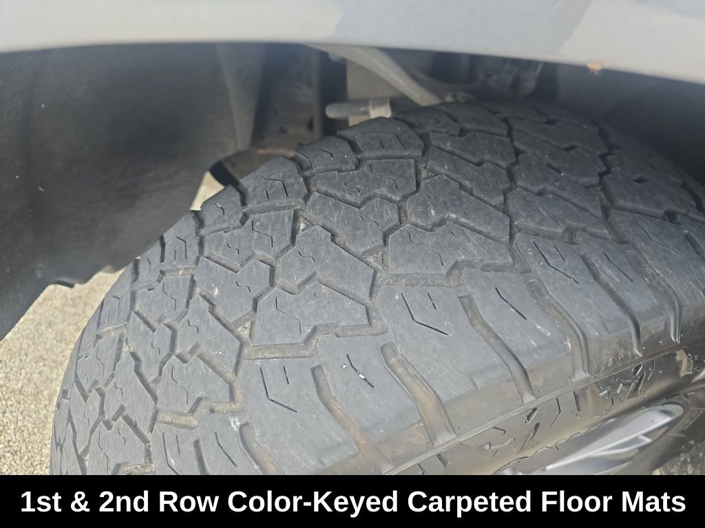 Used 2022 Chevrolet Tahoe Z71 w/ Luxury Package image 28