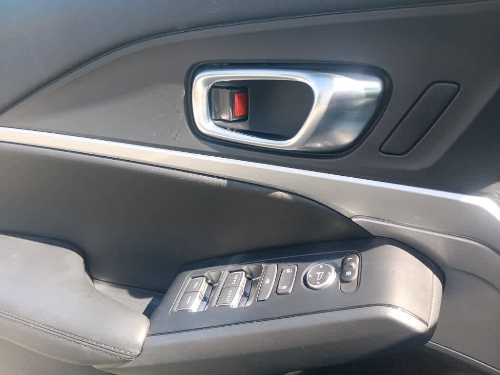 Used 2025 Acura Integra FWD image 16